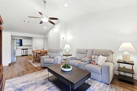 3495 Balboa Circle