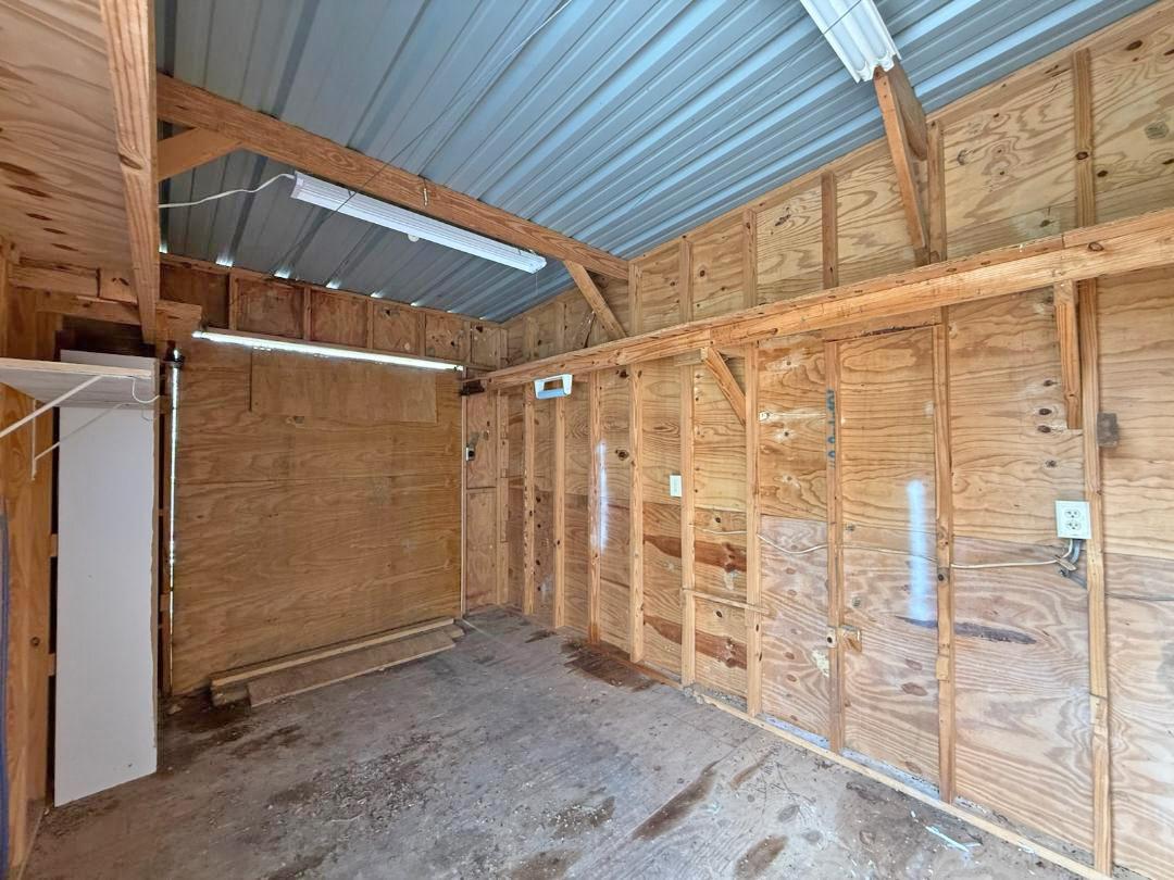 Image 4: Inside of shed