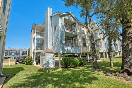 18617 Egret Bay Boulevard