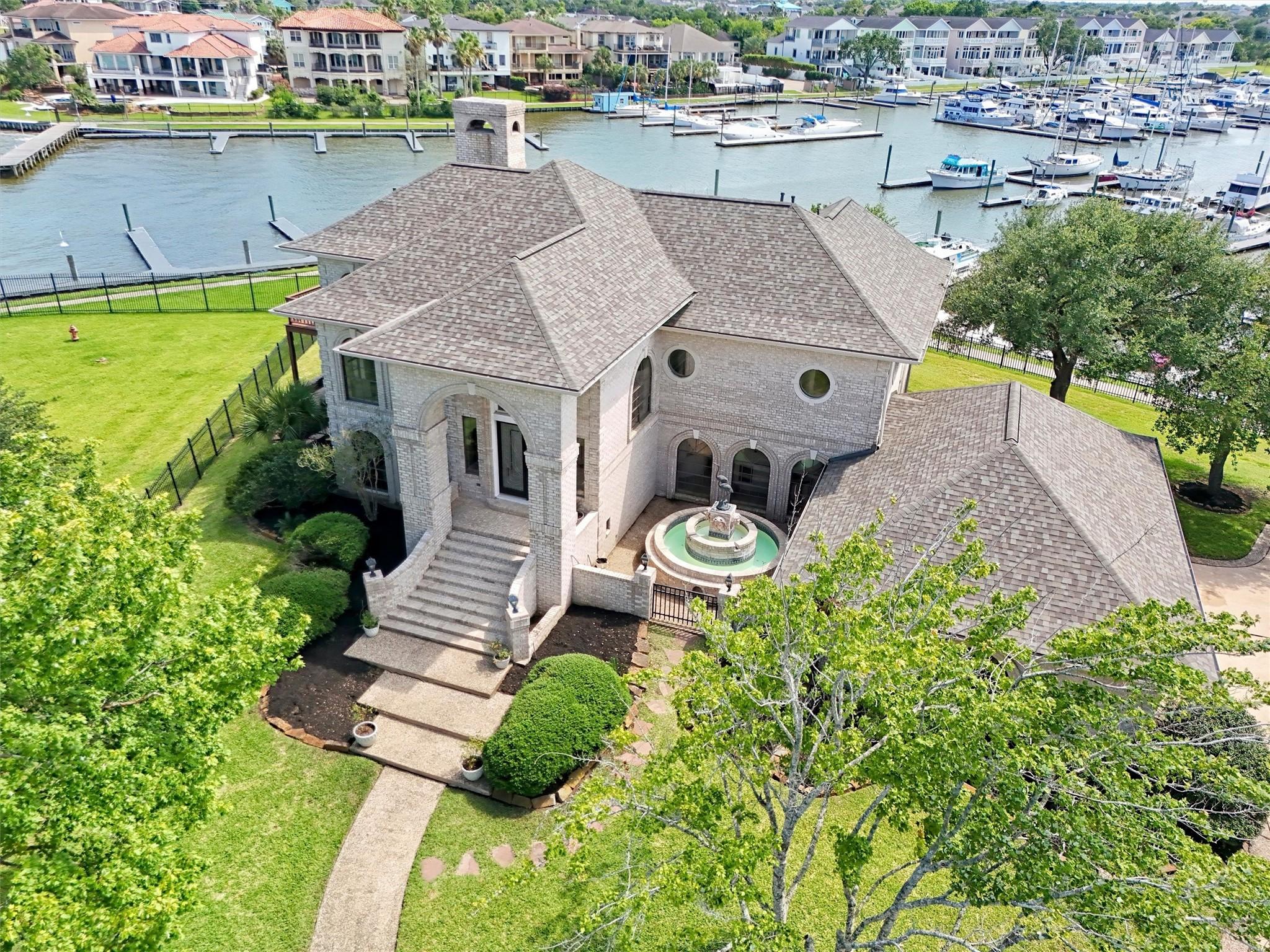 Image 1: This Coveted Culdesac Location is nestled between