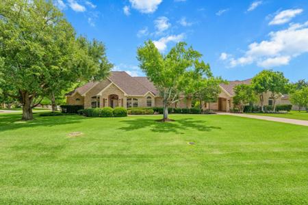4618 Wentworth Drive