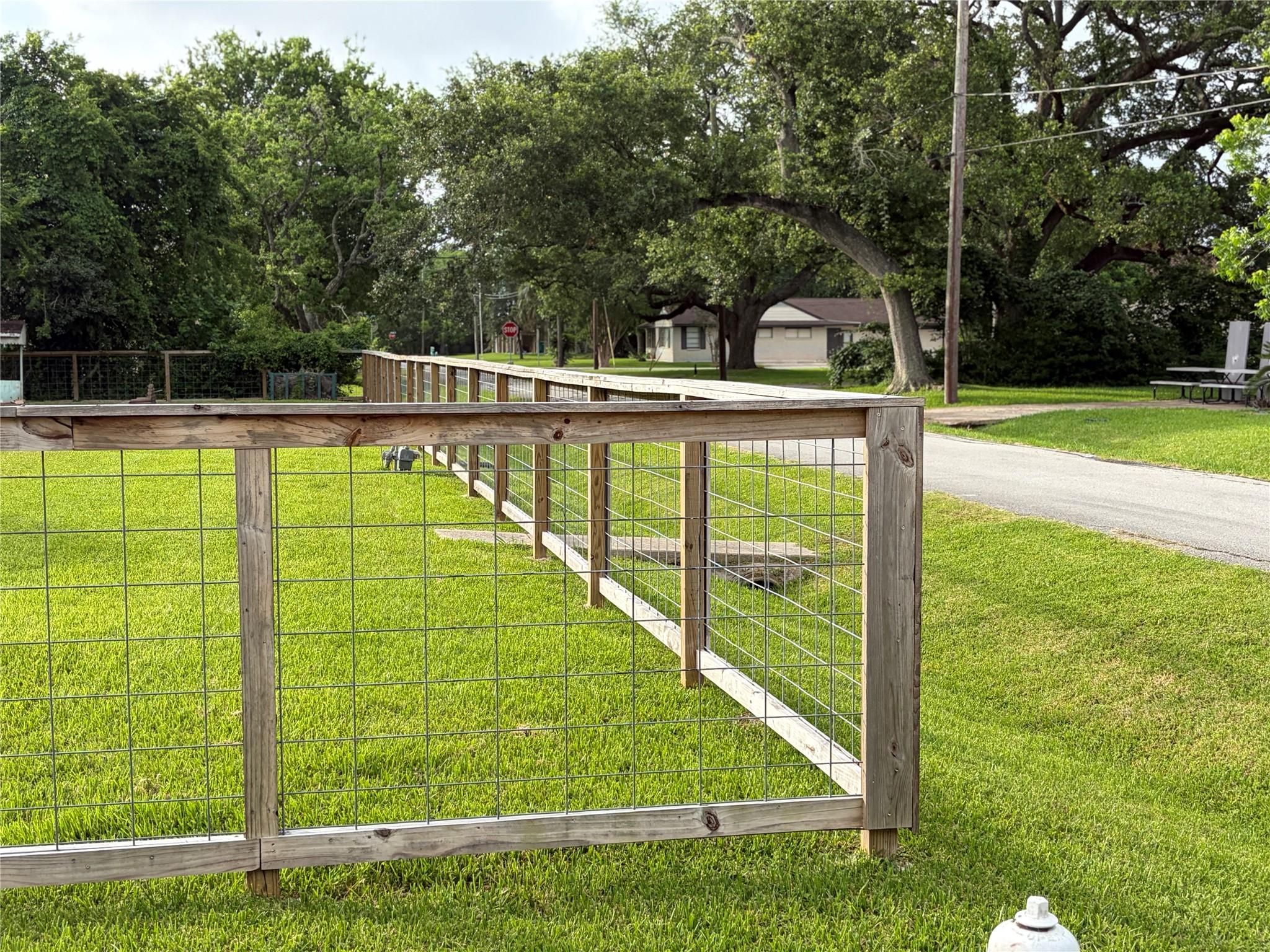 Image 4: Front of lot. Corner of Hall and 4th St.