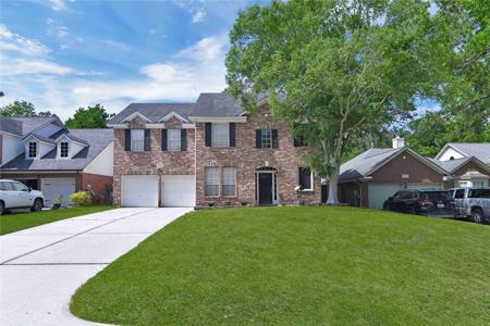 6611 Emerald Ash Court