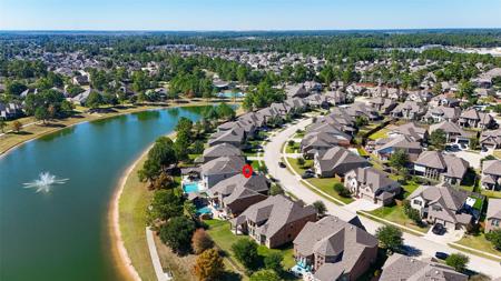 13902 Amelia Lake Lane