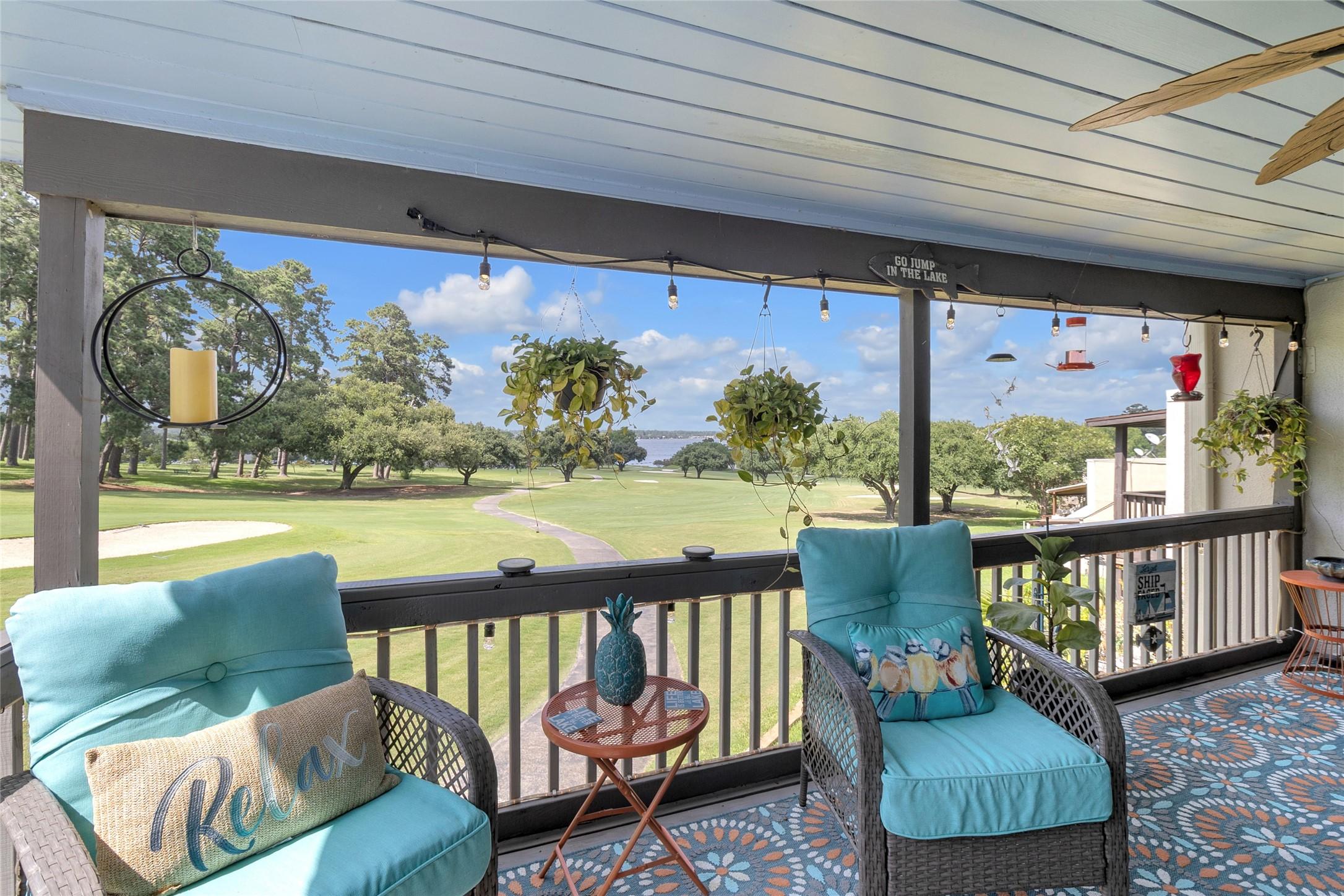 Image 2: Imagine this appealing lakeview lifestyle at April
