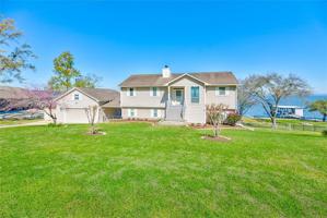 580 Lakeview Dr Loop