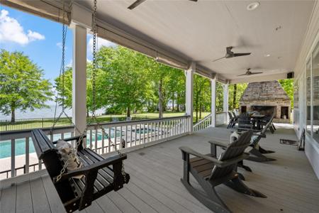101 Oak Arbor Lane