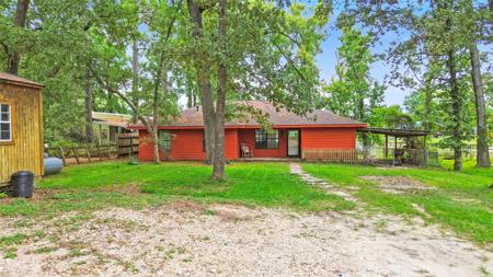 98 N Lakeside Drive N