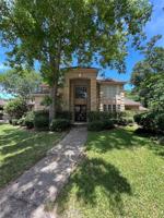 1402 Lofty Maple Trail