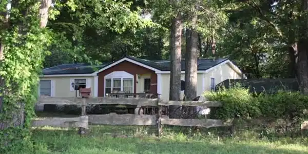 14821 SE County Road 2370 Corner