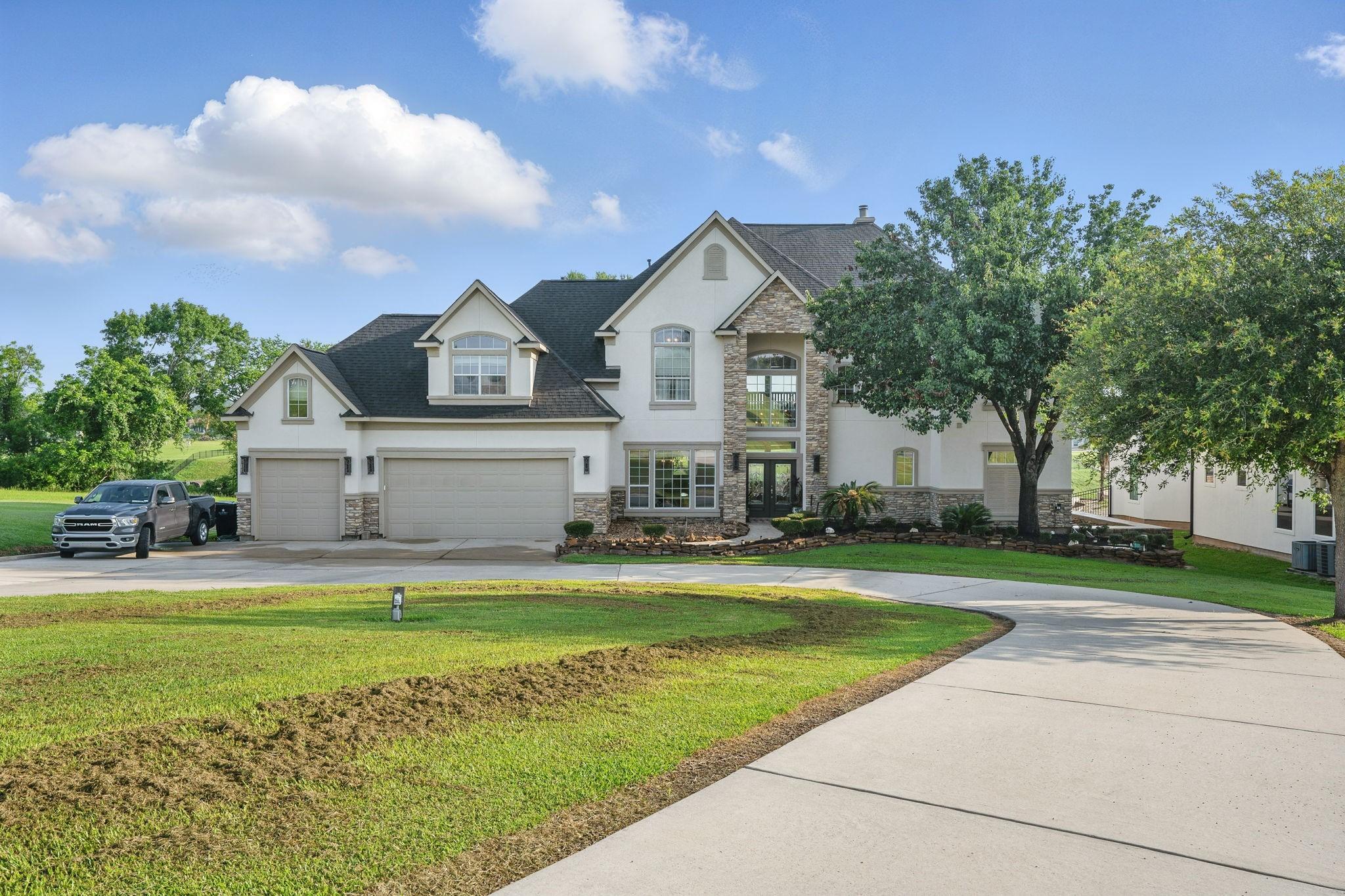 Image 3: front of home