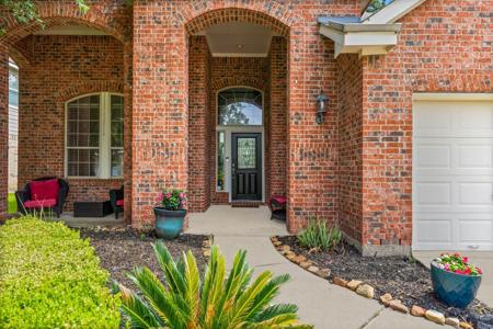 127 S Rocky Point Circle