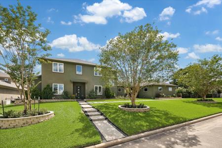 12313 White Oak Pointe