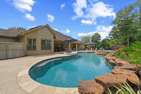419 Lassen Villa Court