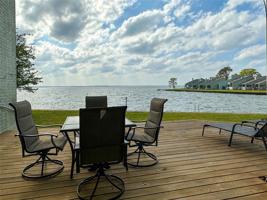 100 Edgewater Drive