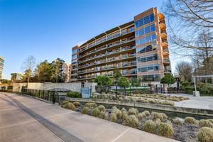 3 Waterway Court