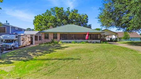 1384 Tara Drive