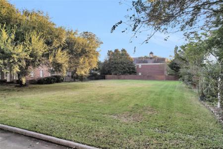 1206 Bluebonnet Drive