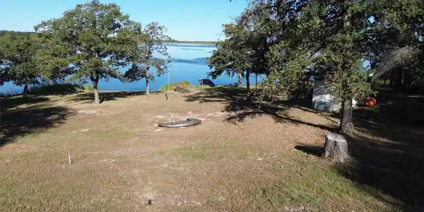 Image 4: Wide, Open Views Throughout Property