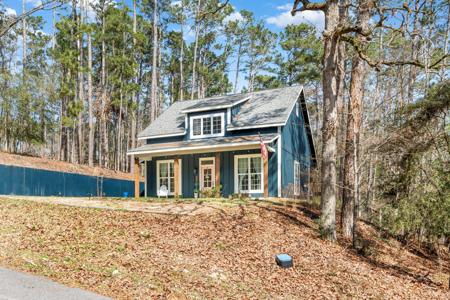 201 Sunny Hill Drive