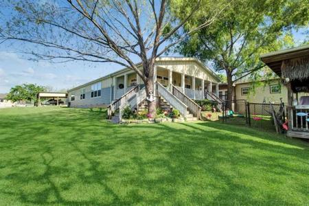 195 Willie Cook Street