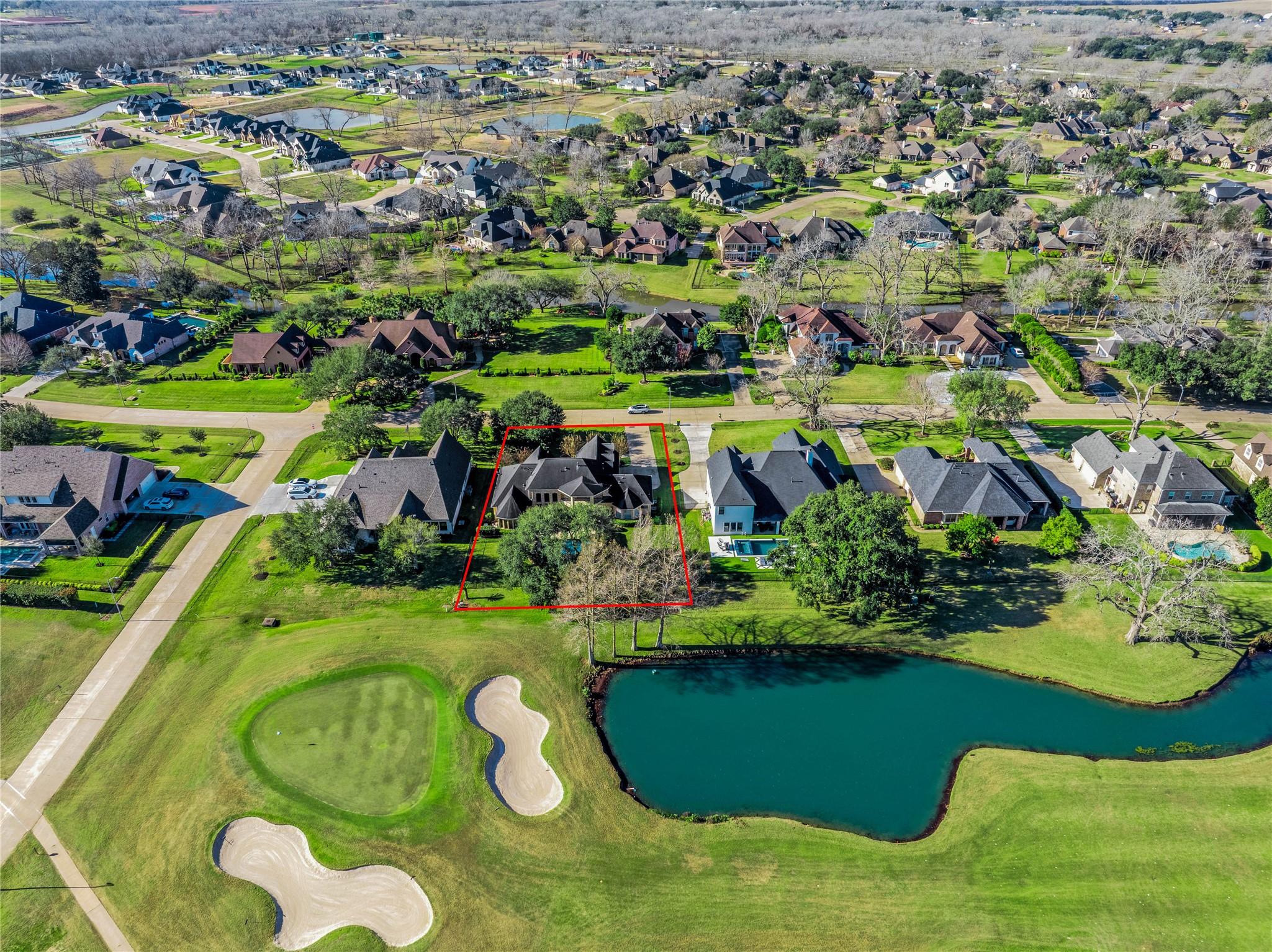 Image 3: Living on a golf course at 4410 Westerdale Dr. off