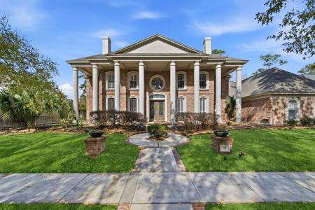 39 Forest Green Trail