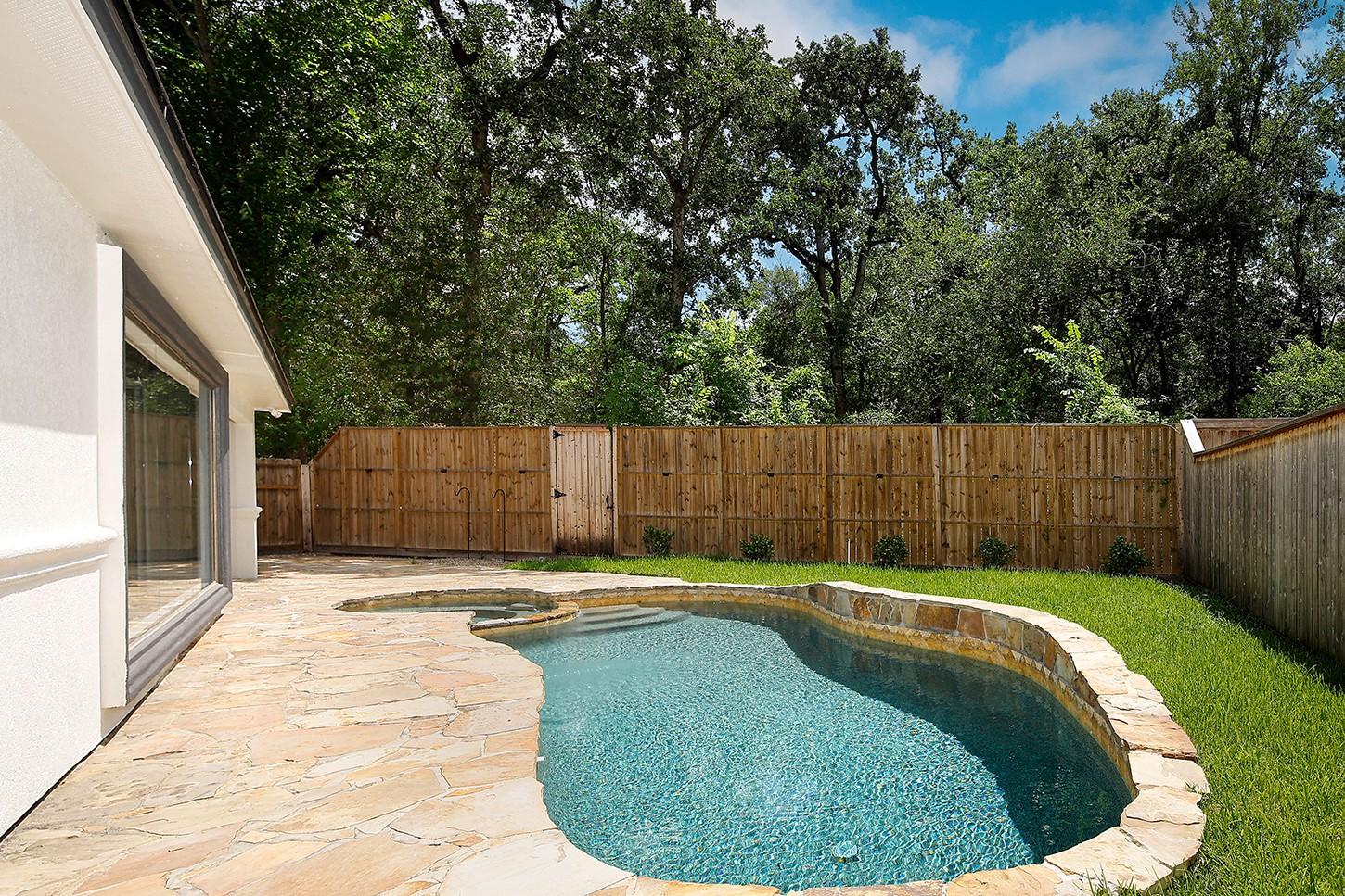 Image 2: Resurfaced pool and spa looks inviting and refresh