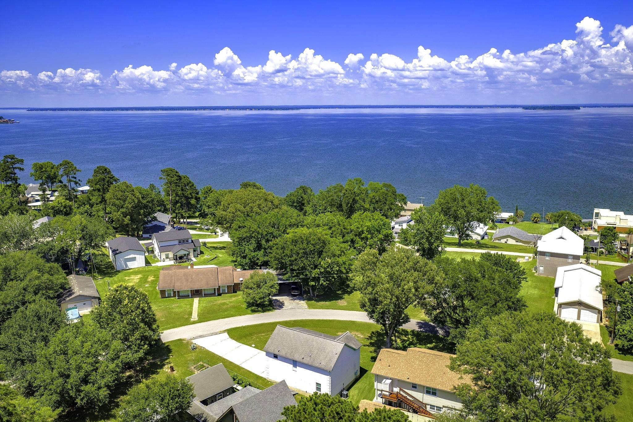Image 1: Beautiful Waterview in Coldspring Terrace