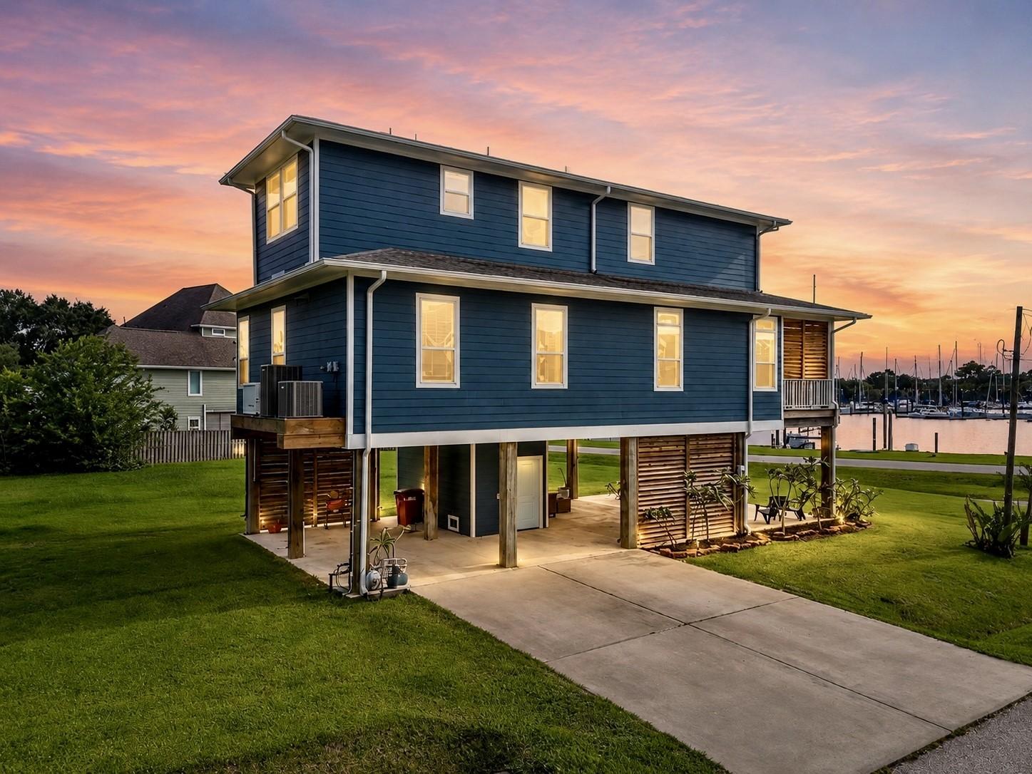Image 1: Waterfront living at it's finest. Welcome home.