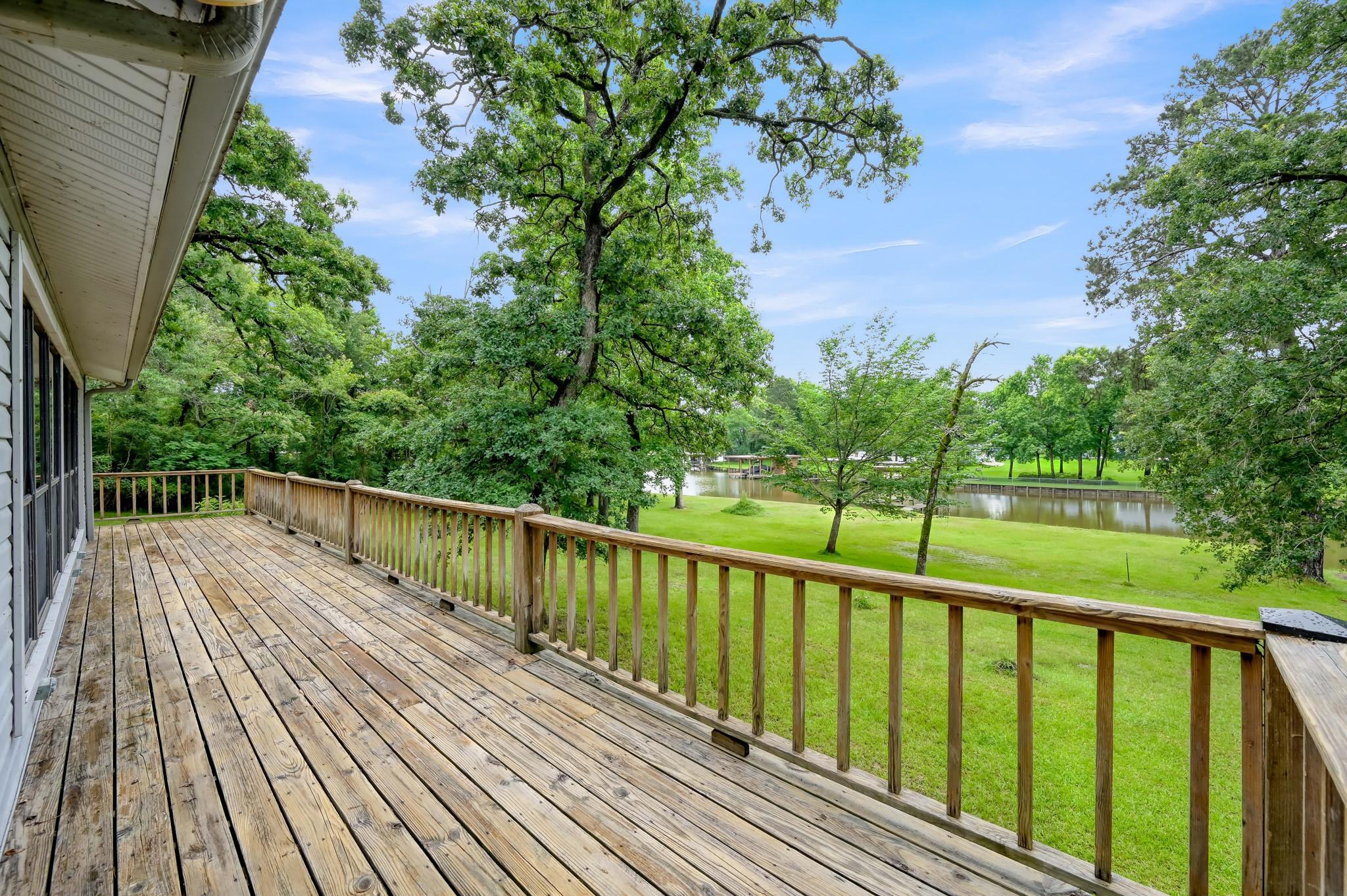 Image 4: Start your mornings with coffee and peaceful views