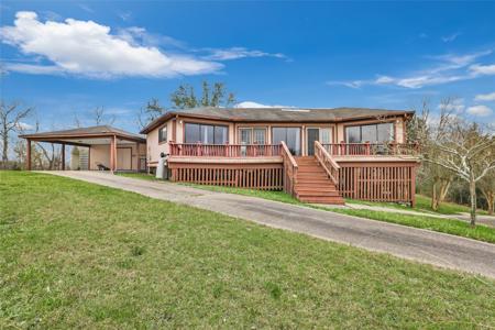 40 Pecan Cove