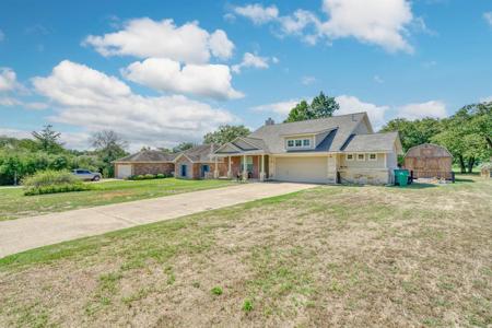 136 Golf Club Drive