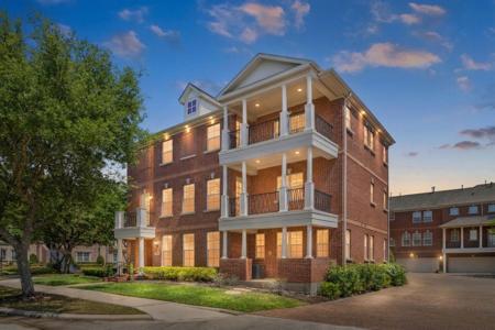 38 Olmstead Row