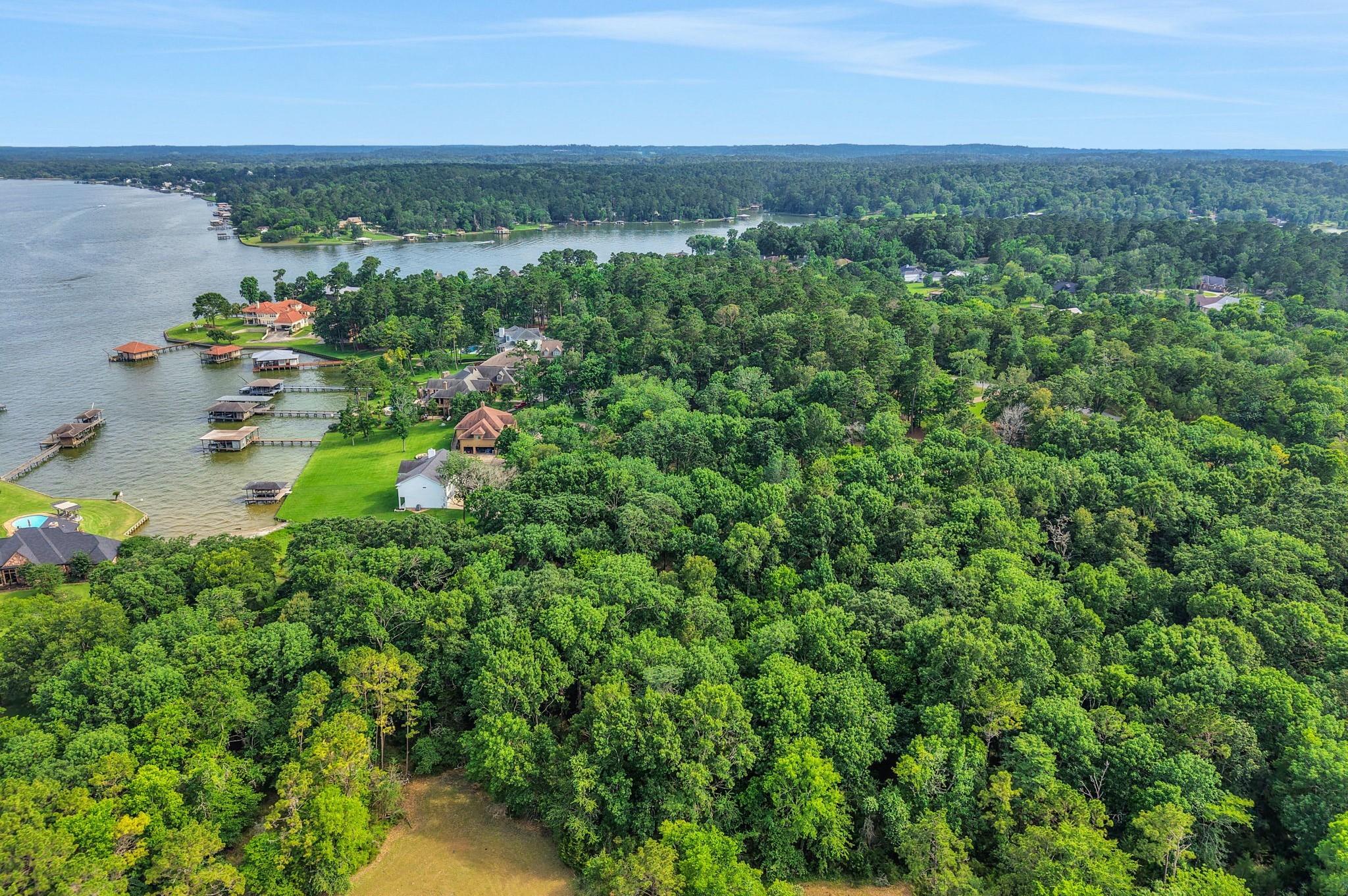 Image 2: Located in The Reserves section, the property tota