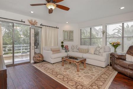 896 Davis Road