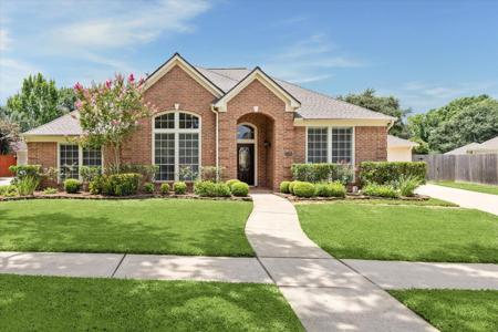 2121 Crescent Coral Drive