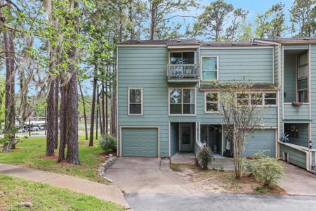 178 Villa Way