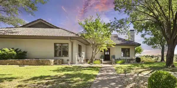1609 Clubhouse Hill Drive