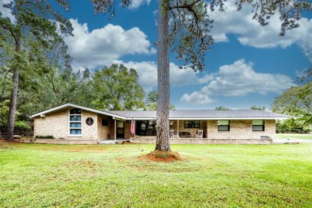 3 Forest Creek Drive