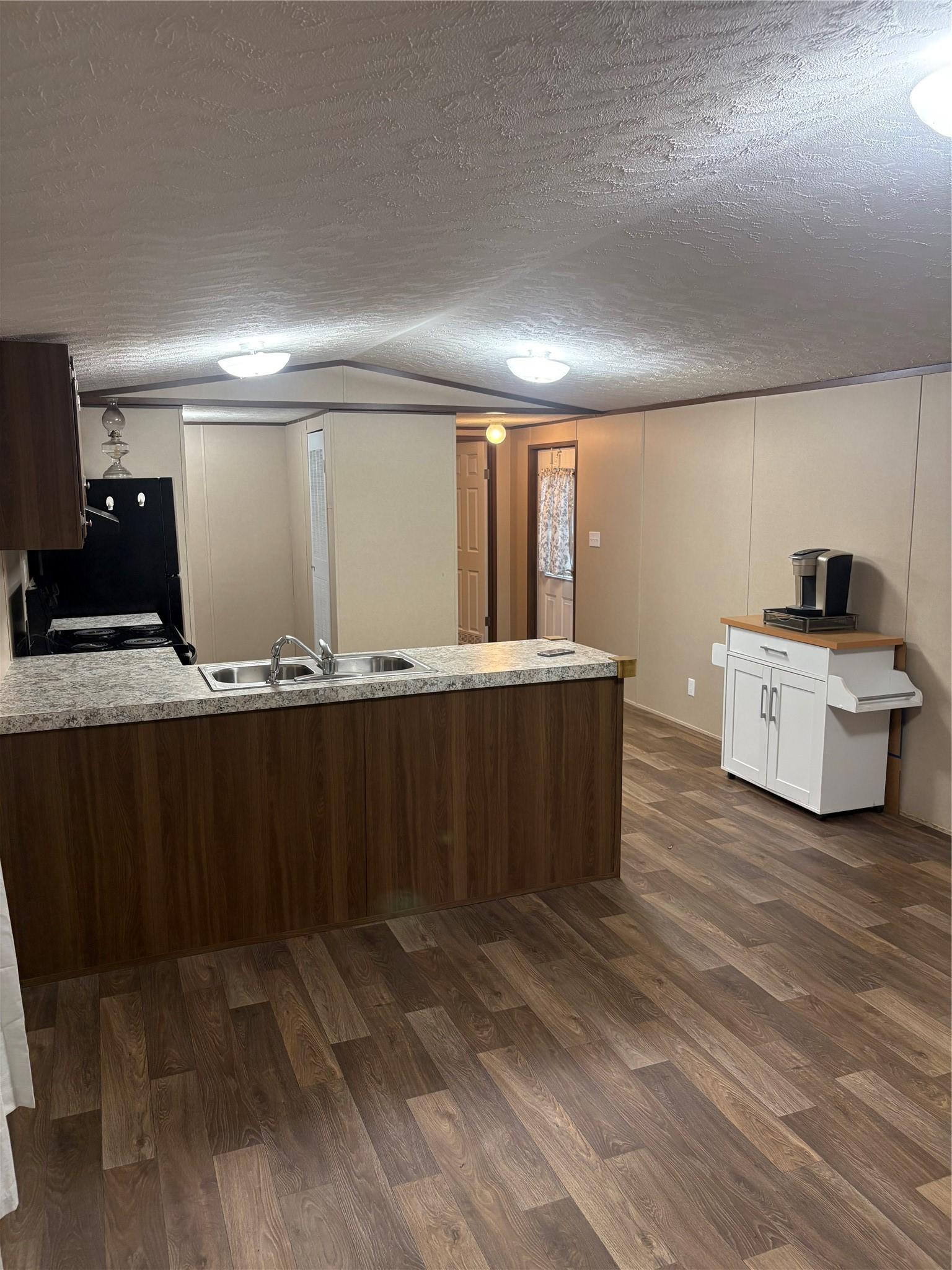 Image 4: Kitchen as viewed from Living Room