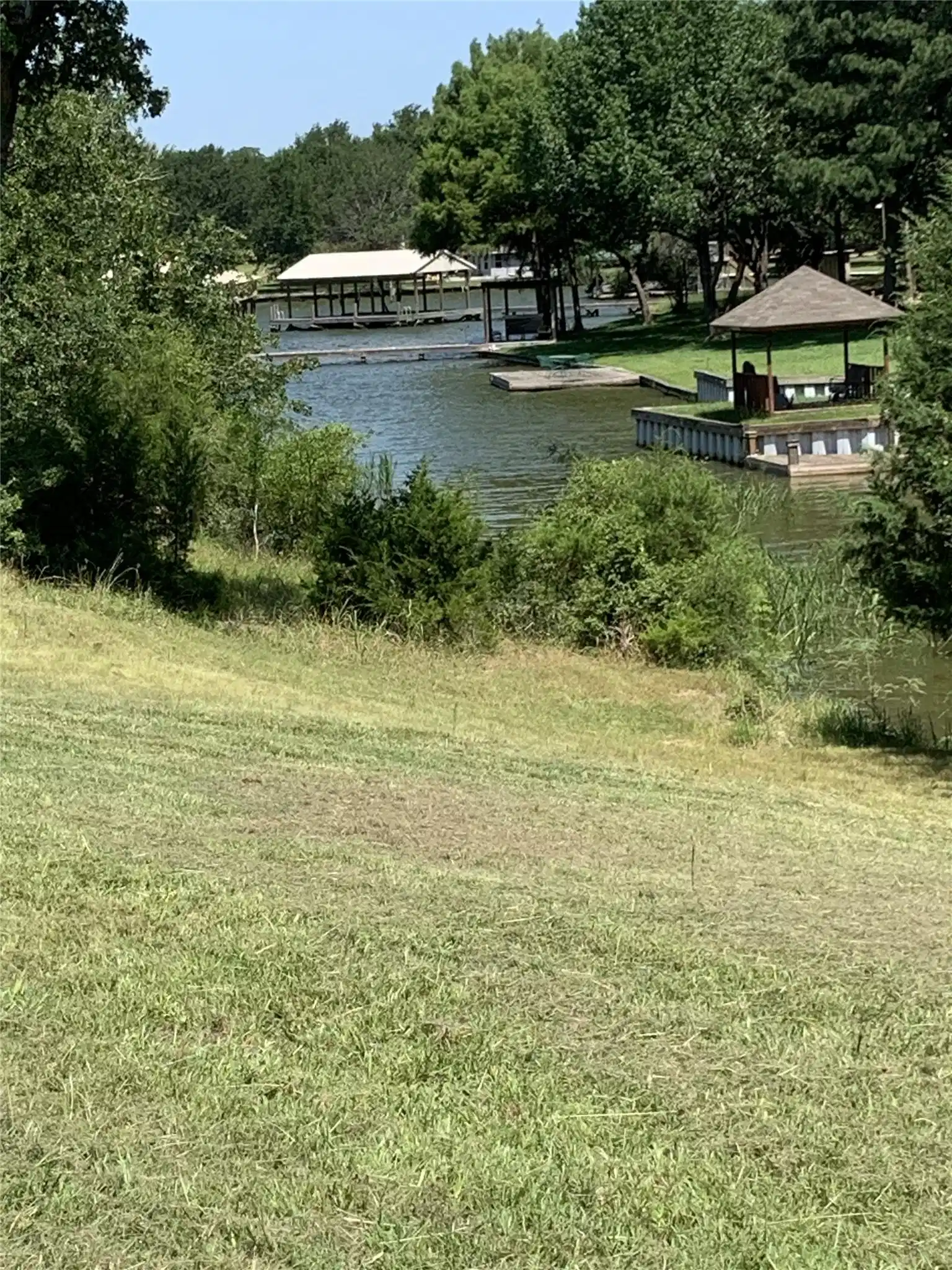 Image 1: Cove picture when lake is full