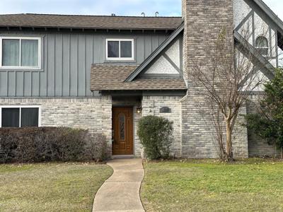 8923 Pine Shores Drive