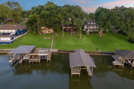 411 Southwood Shores Drive
