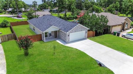 226 N Glencairn Court