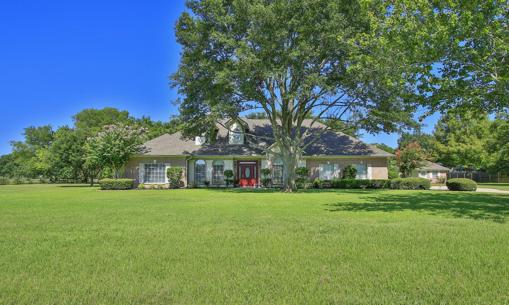 Image 1: 11461 Outpost Cove Dr. - Enjoy the relaxed atmosph