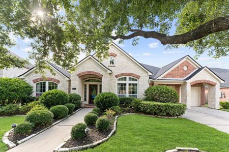 13727 Elm Shores Drive