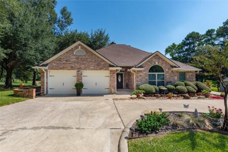 618 Hillcrest Circle