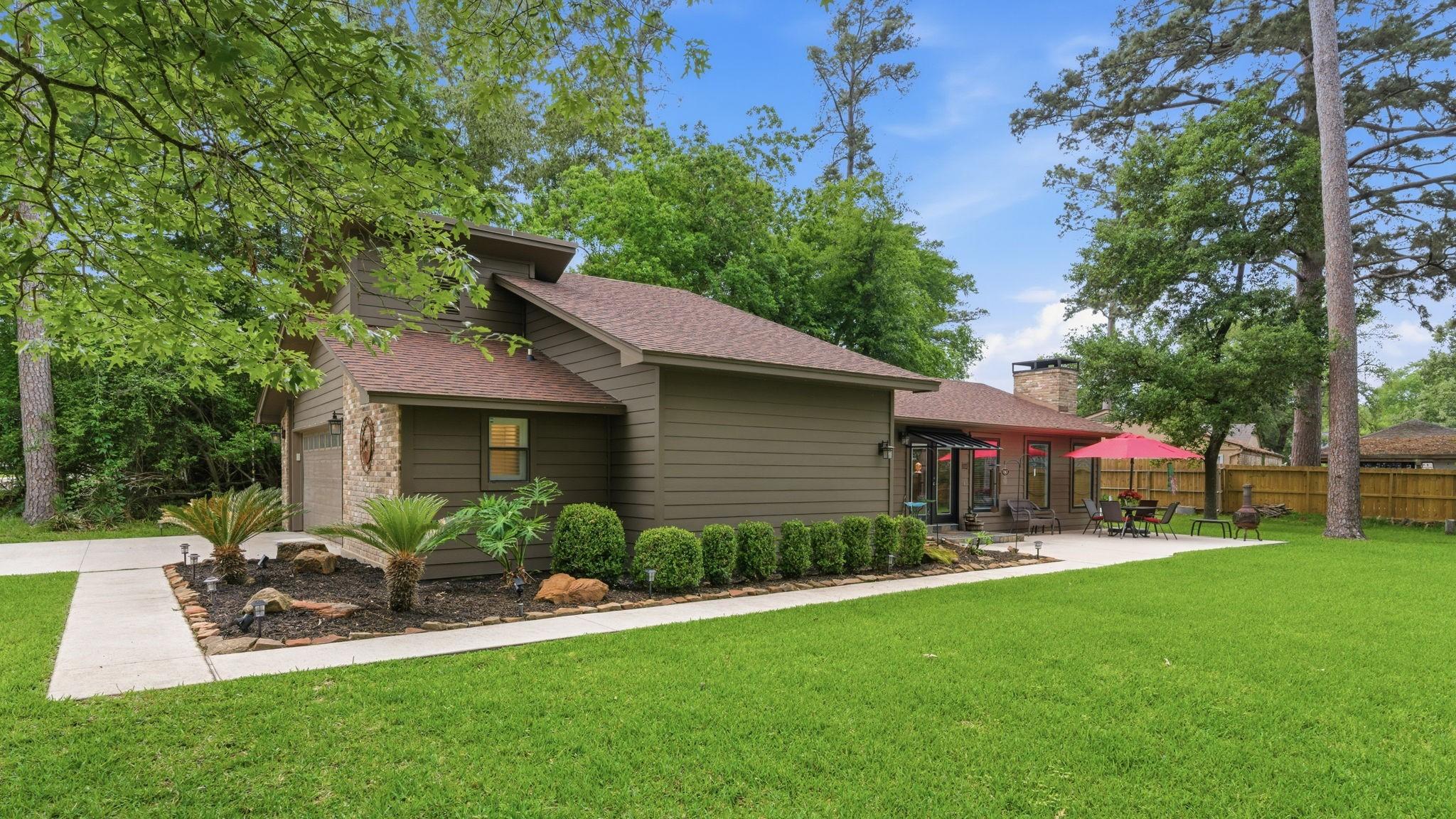 Image 3: This property is pristine inside and out and has a