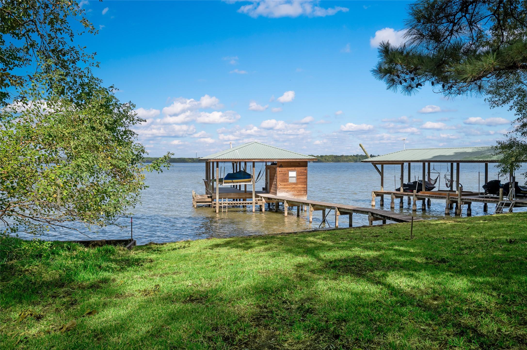 Image 4: Serene lakeside property with a &nbsp;boat dock, hop on